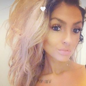 Meet your Posher, Steph